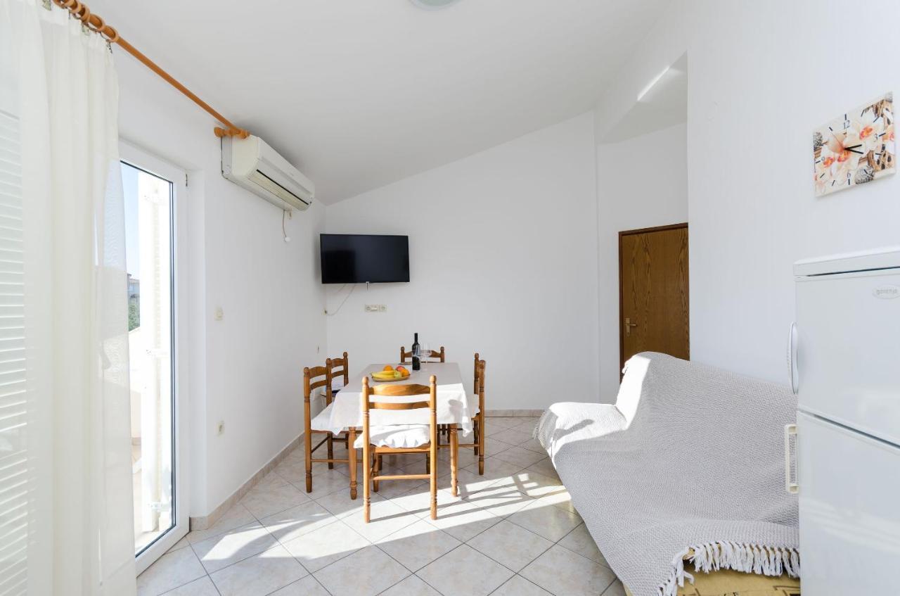 Apartments Marija P לופאר מראה חיצוני תמונה